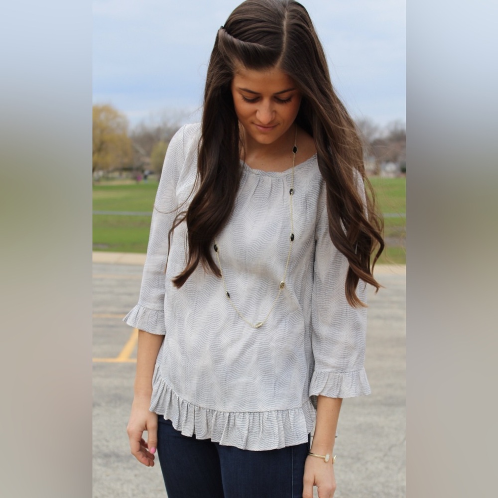Gap blouse with quarter length sleeve size S